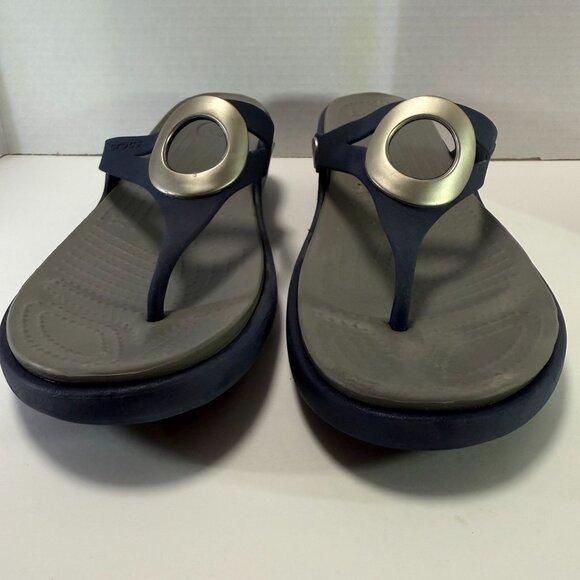 Crocs Women's  Sanrah Beveled Circle Flip Flop Navy Gray Size 10 - Picture 4 of 6